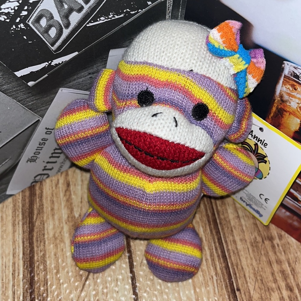 🐒 🎀 🐒• 🎀 Sock Monkey x Annie Vibes 🎀•🐒🎀🐒